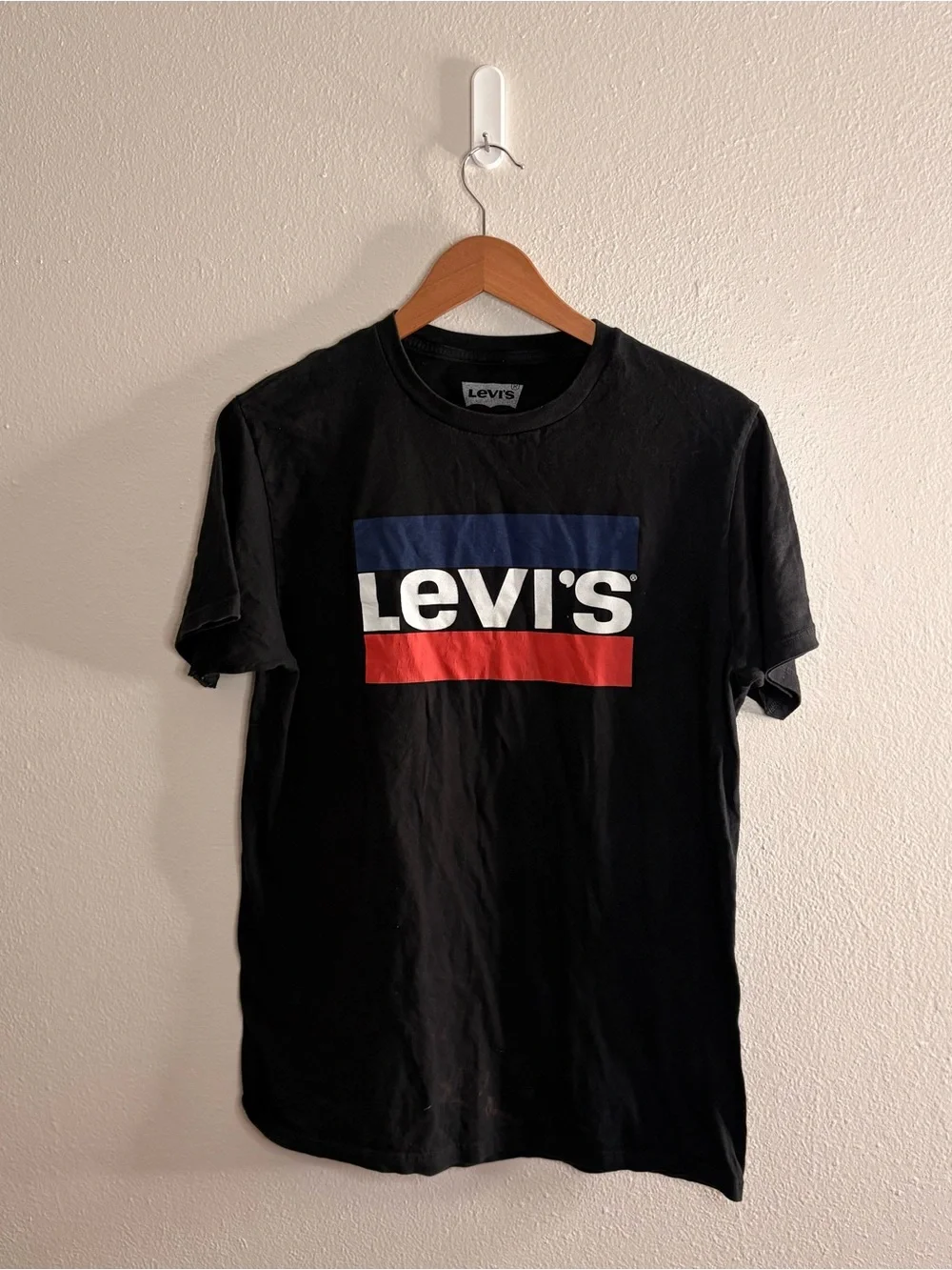Levi's Men's Black Logo Crewneck T-Shirt